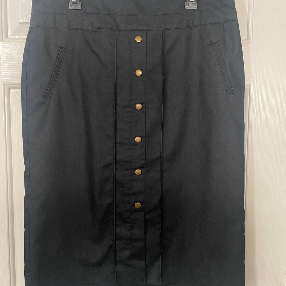 🏷️ Worthington Indigo Button Skirt – Women’s Size 16 (NWT)